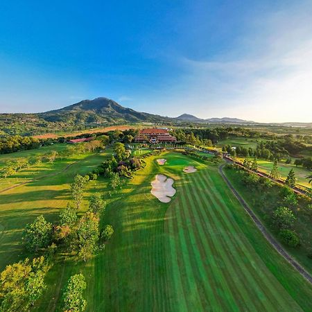 Jatinangor National Golf & Resort מראה חיצוני תמונה