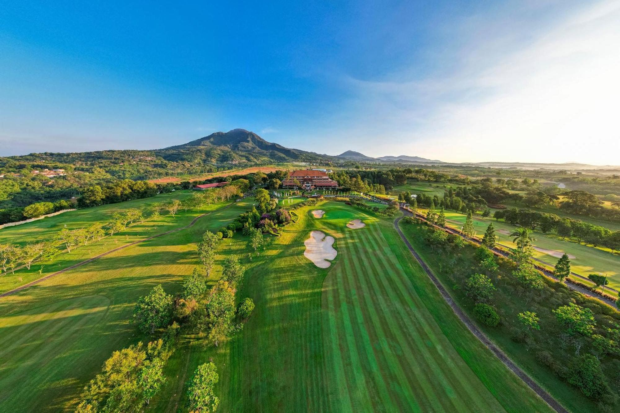 Jatinangor National Golf & Resort מראה חיצוני תמונה